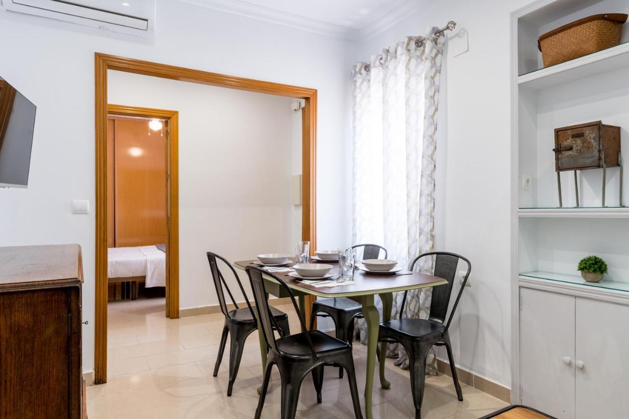 Ferienwohnung Holi-Rent Salado Sevilla Exterior foto