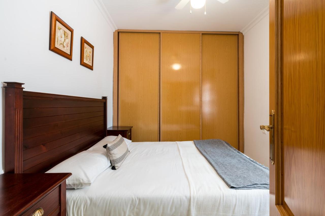Ferienwohnung Holi-Rent Salado Sevilla Exterior foto