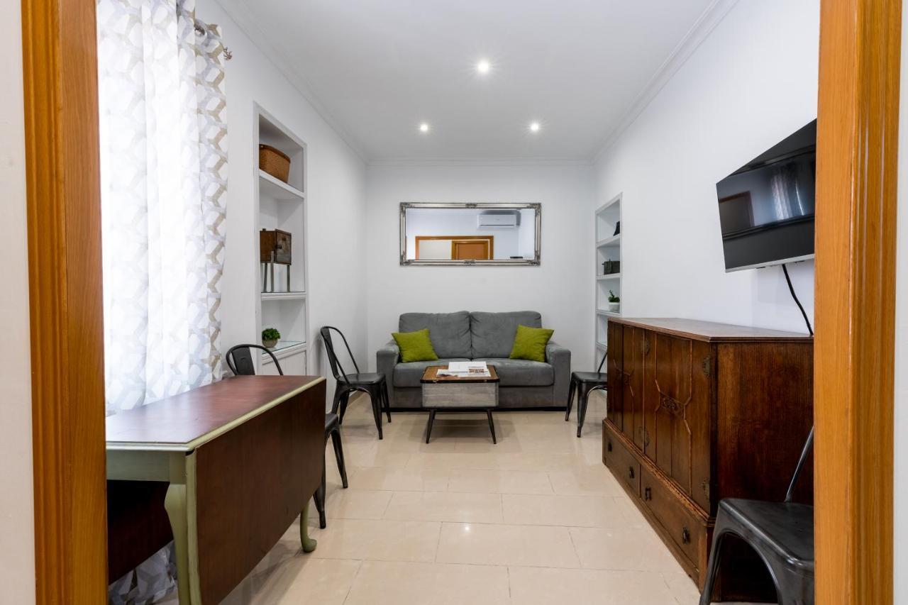 Ferienwohnung Holi-Rent Salado Sevilla Exterior foto