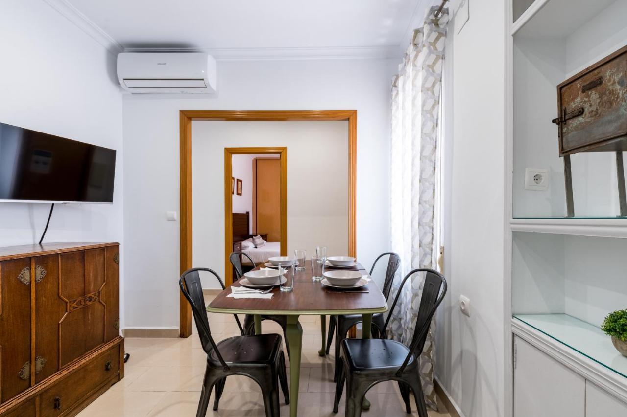 Ferienwohnung Holi-Rent Salado Sevilla Exterior foto