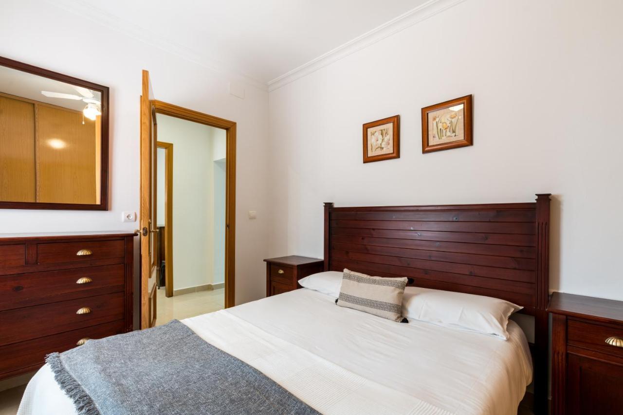 Ferienwohnung Holi-Rent Salado Sevilla Exterior foto