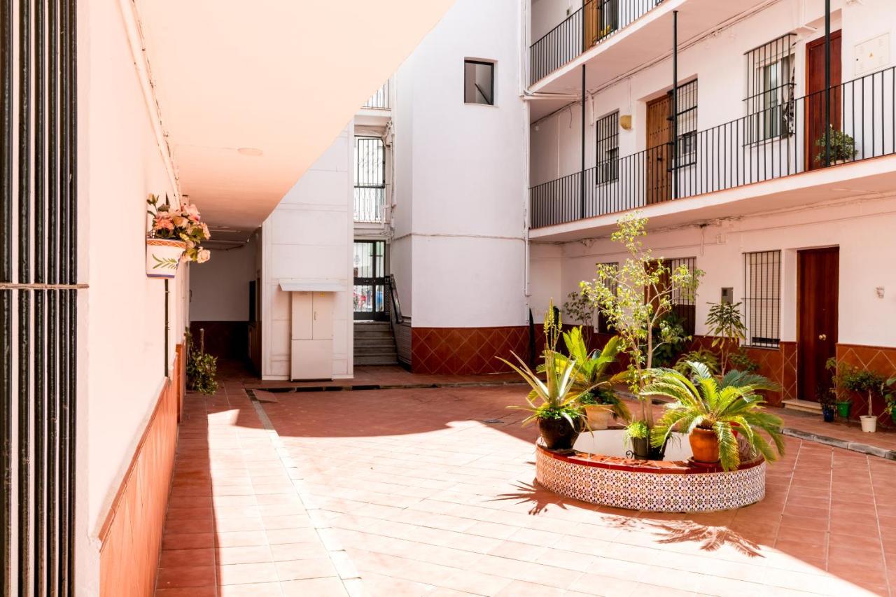 Ferienwohnung Holi-Rent Salado Sevilla Exterior foto